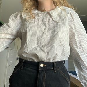 Peter Pan collar striped blouse!